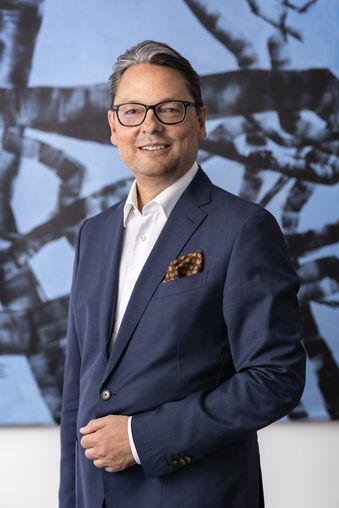 Dr. Johannes A. Huber Dr. Johannes A. Huber