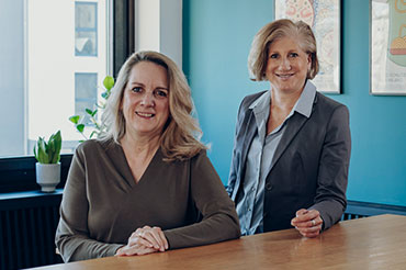 Claudia Wiedemann und Kathrin Arrocha